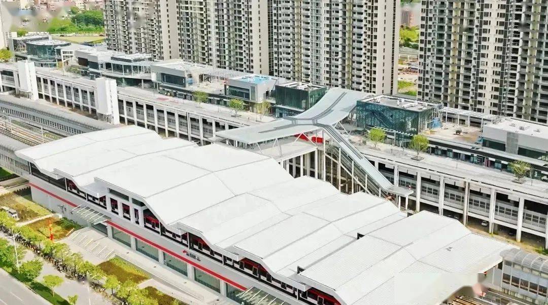 地铁口→家门口,5分钟!林岳tod风雨连廊开通!_佛山_交通_居民