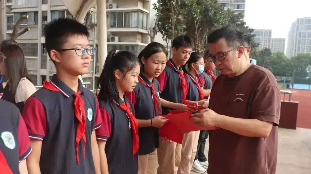 无锡市凤翔实验学校2023"翔之凤"颁奖仪式暨开学典礼_获奖_全校_同学