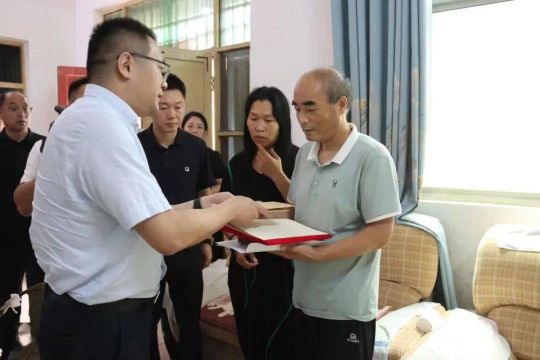 叶县见义勇为英雄肖坤琦被追授"河南青年五四奖章"