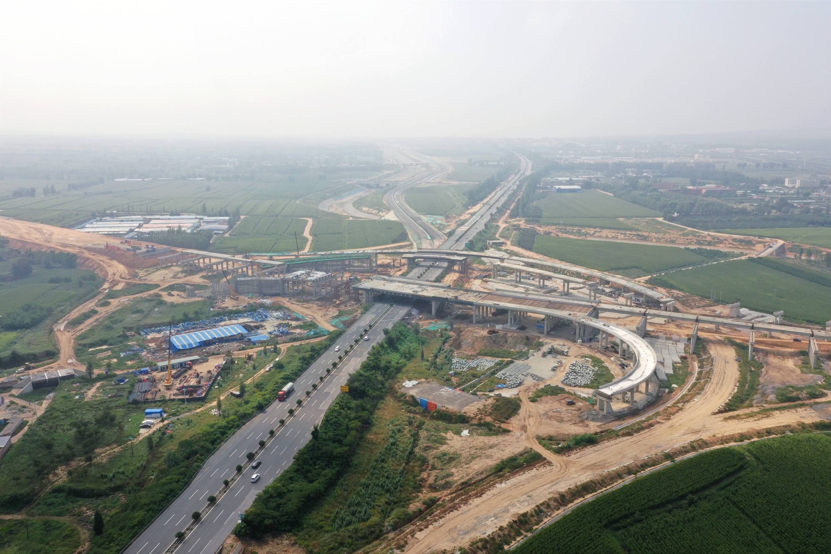 太原西北二环高速公路大盂枢纽工程初见规模_控制性_进行