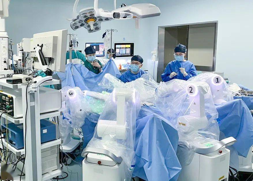 瑞龙诺赋完成首例人体临床试验,中国模块化手术机器人刷新里程碑_配置