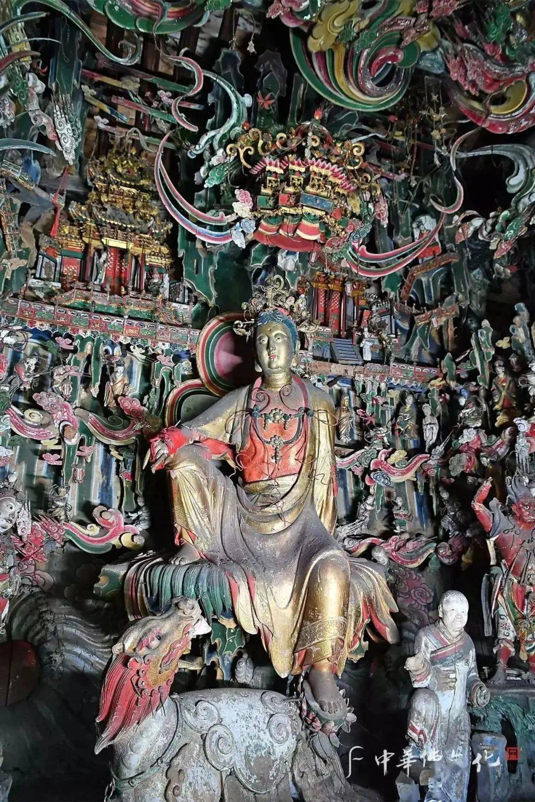山西10大悬塑:满壁神佛 人间绝唱_彩塑_宿小白_隰县