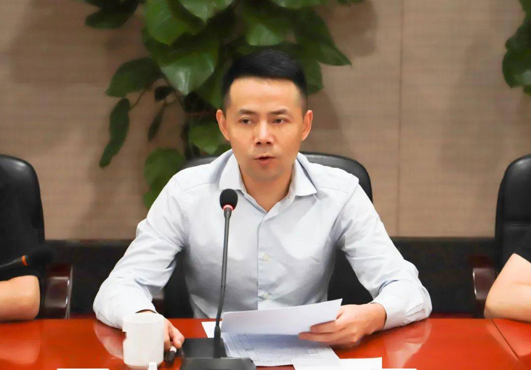 虞山高新区(常福街道)党工委副书记,管委会(办事处)主任凌志勇,街道