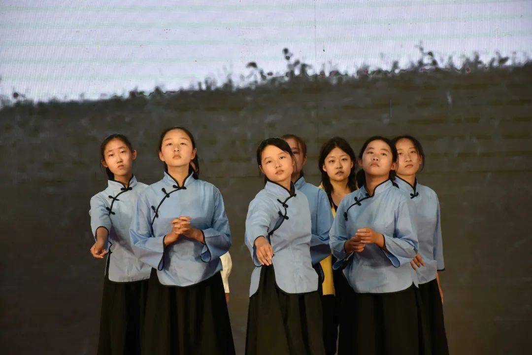 【全环境立德树人】砥砺逐梦迎新季,风帆再起展新程——莱西二中举行