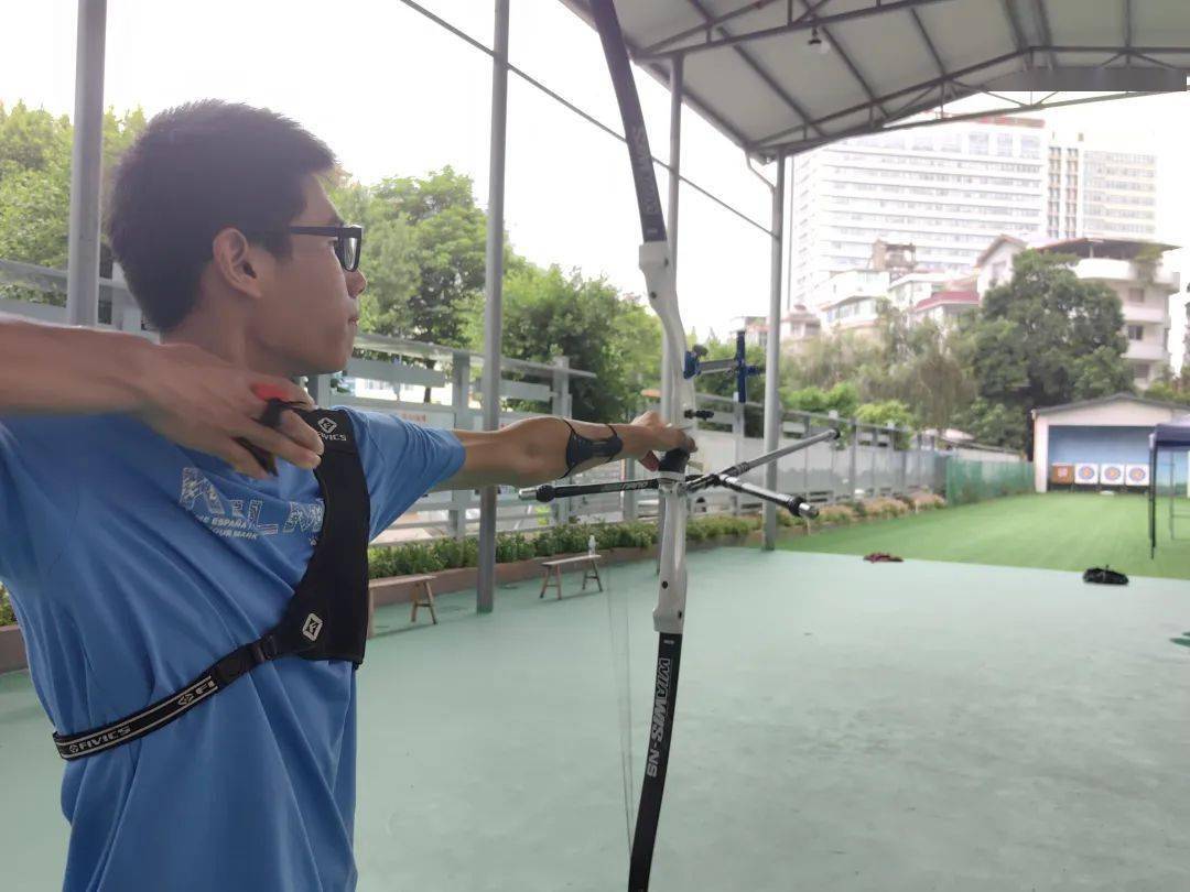 福安市高级中学:一箭"射"得满堂彩_射箭_特色_训练