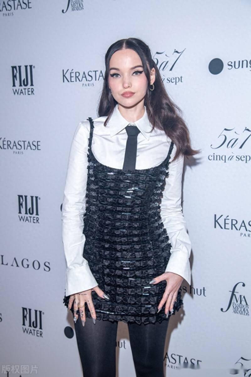 德芙-卡梅隆出席每日前排时尚媒体奖颁奖典礼_时间_美国纽约