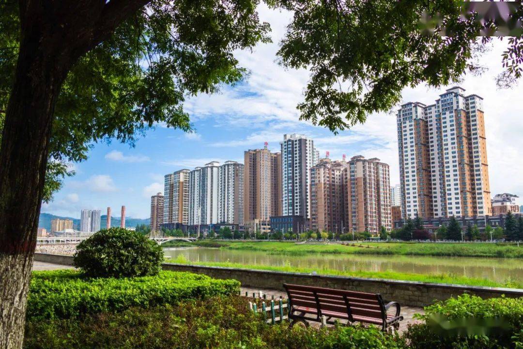 "途摄"成县,小城尽展新画卷_陈光_青泥_刁明昭