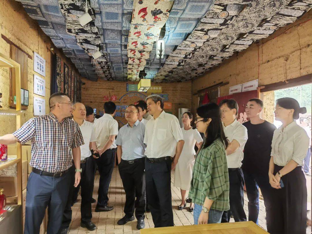 8月31日,市人大常委会副主任戎雪海带队前往宁海县开展"十四五"规划