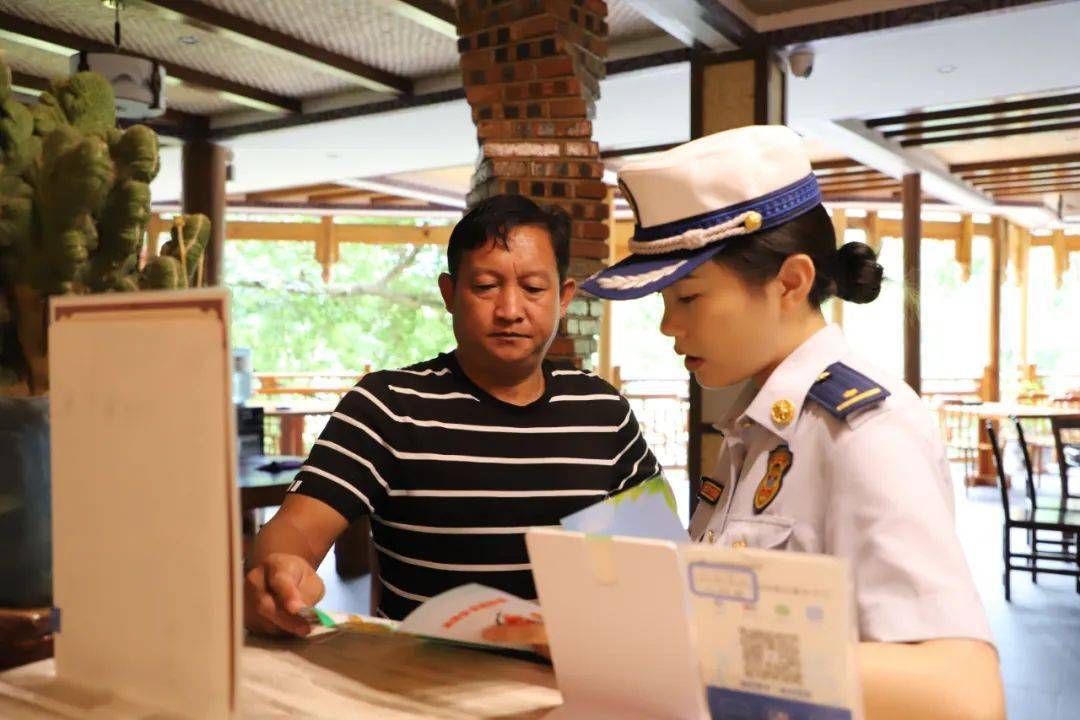 监督比武特写|李杏华:火焰蓝玫瑰 了不起的她_工作_宣传_训练