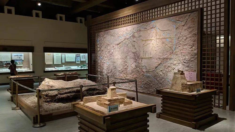 博物馆寻美丨敦煌博物馆:丝路印记,穿越千年的时空对话