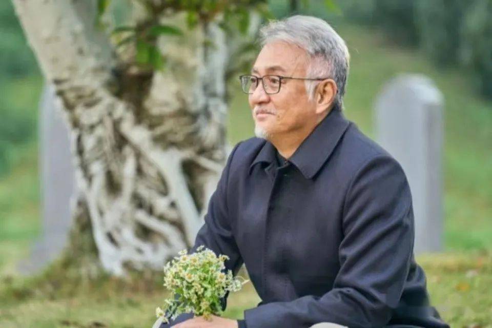 吴岱融:演过人在旅途,扮过花无缺,如今出演《骄阳伴我》无人识_简忠德