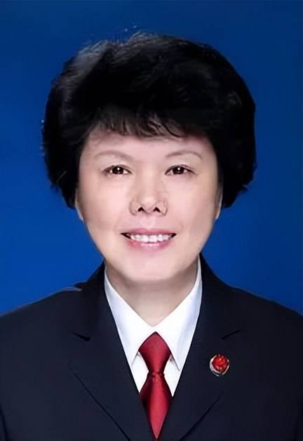 刘华,女,1961年5月生,汉族,江苏南京人,研究生学历,法学硕士学位,研究