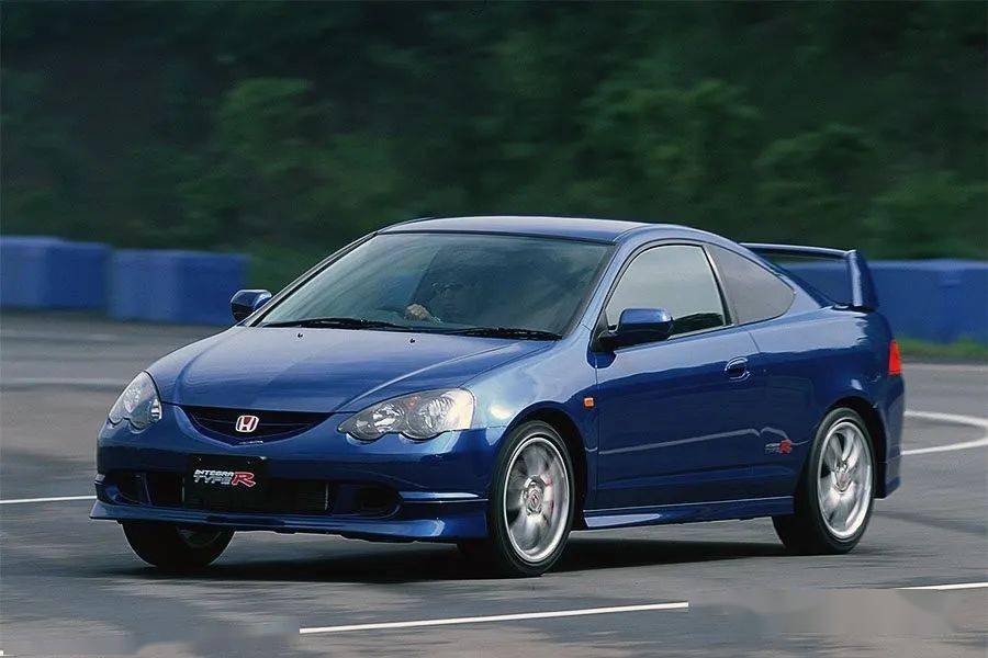 我想,没人不喜欢integra dc5 type r吧?