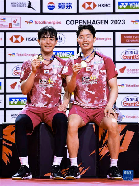 世锦赛夺三金令韩国羽毛球队信心大增_韩国队_混双_徐承宰