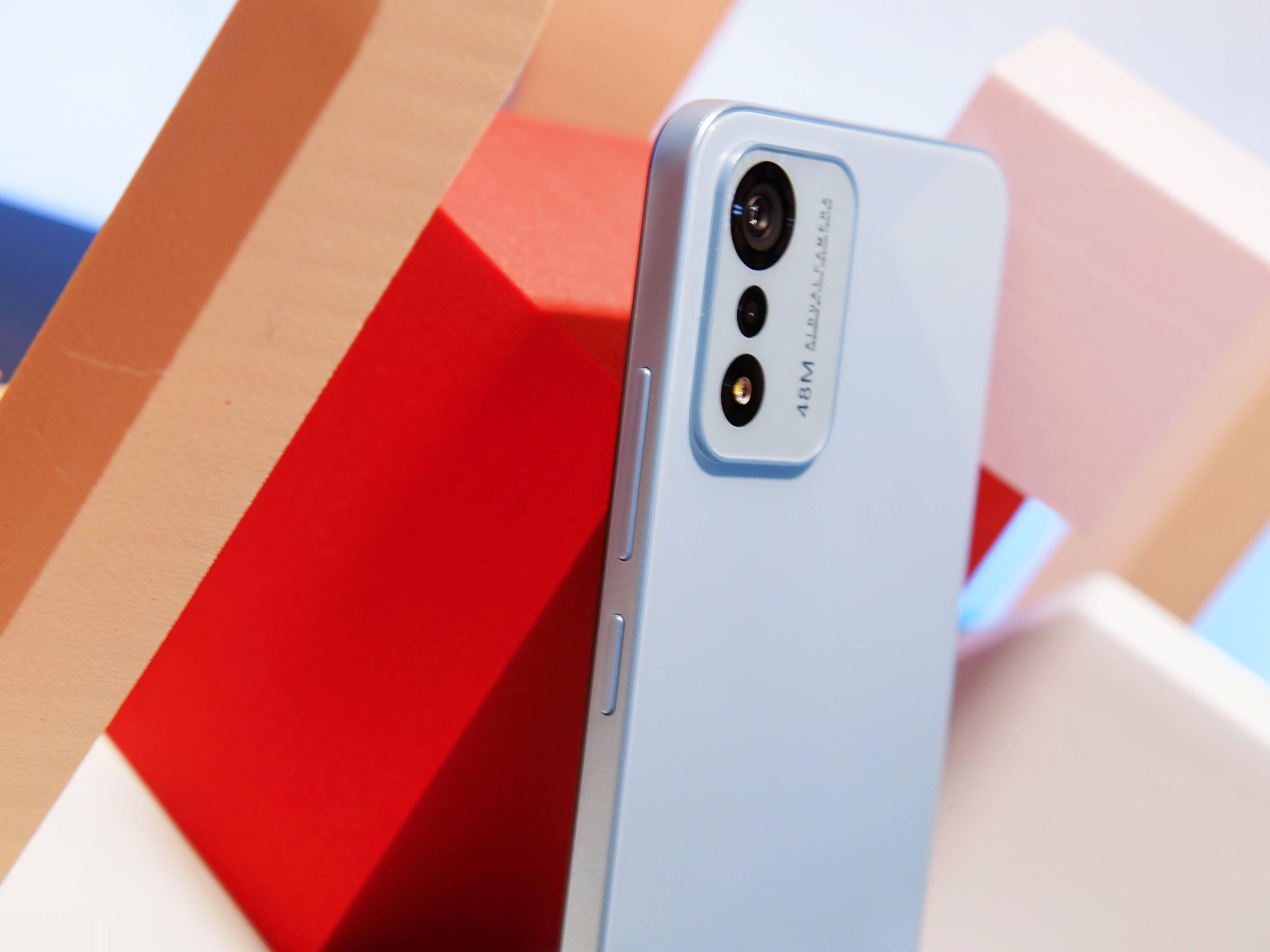 黄金周"换机潮"来袭,酷派cool30成千元内"性价比之王"_手机_方面_国庆