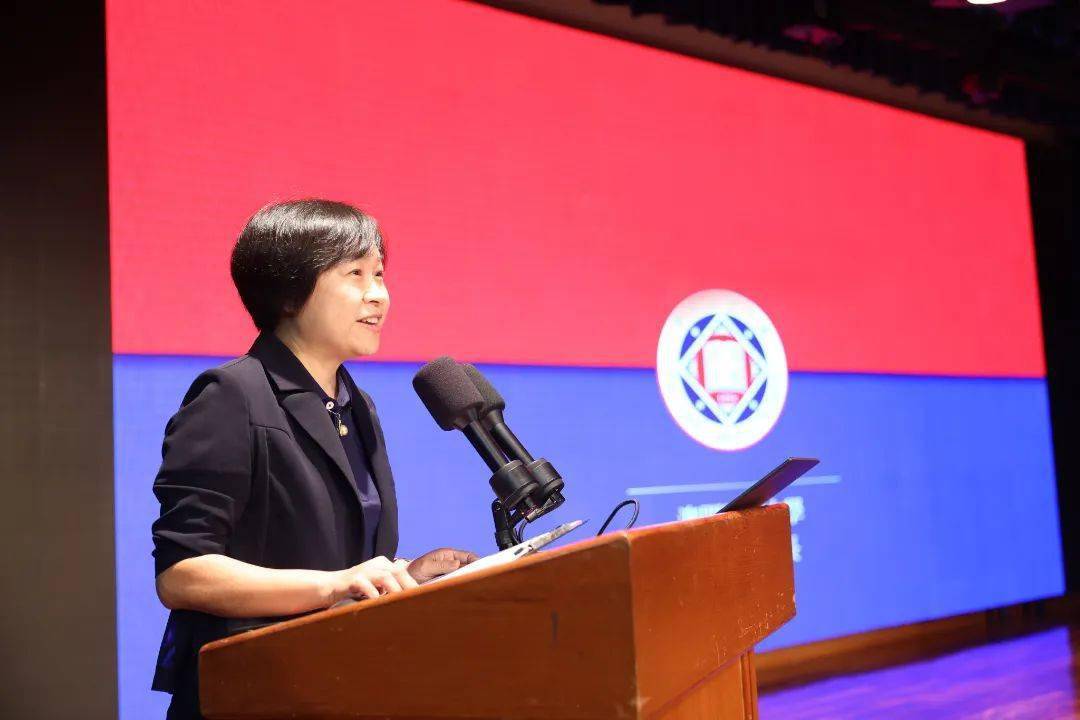 晏裕红校长再次携团队前往在科创教育享负盛名的澳门培正中学参加两