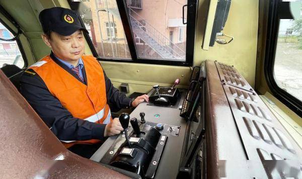 中欧班列"东通道"三大铁路口岸助力构建向北开放新高地_哈尔滨_满洲