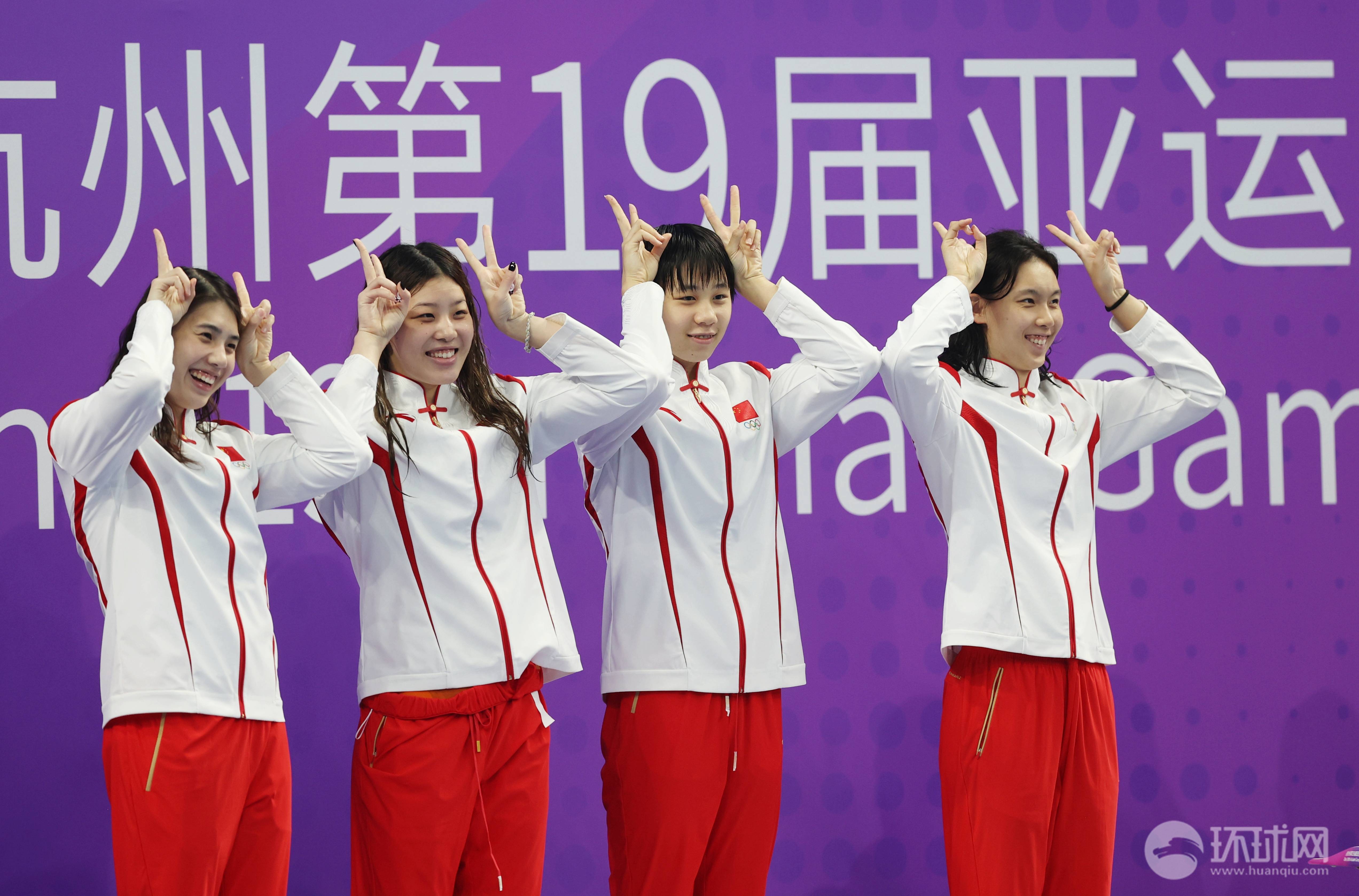 9月24日,杭州第19届亚运会游泳女子4×100米自由泳接力决赛,中国队