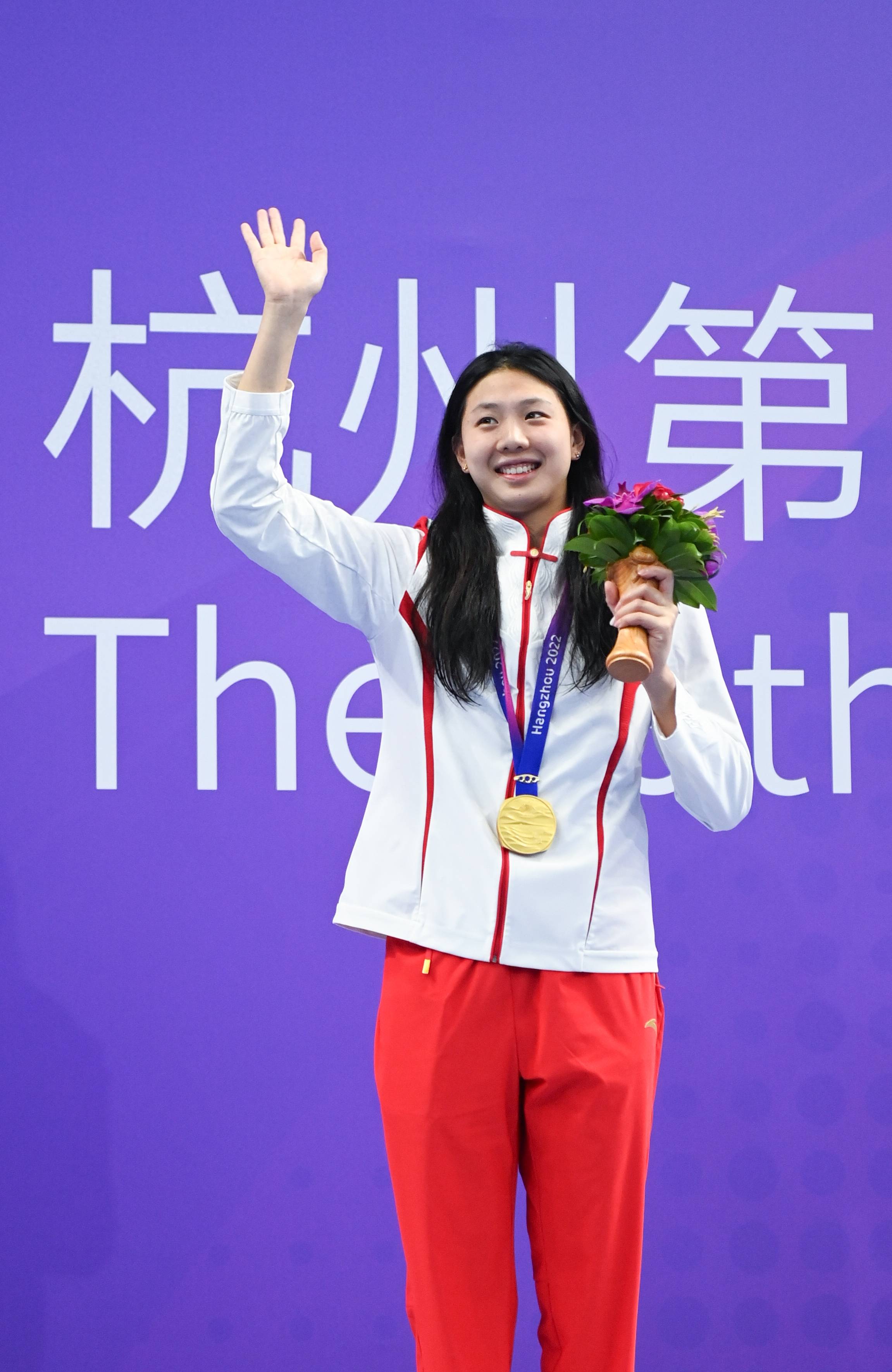 (杭州亚运会)游泳——女子50米蛙泳决赛:唐钱婷夺冠_选手_中国_新华社