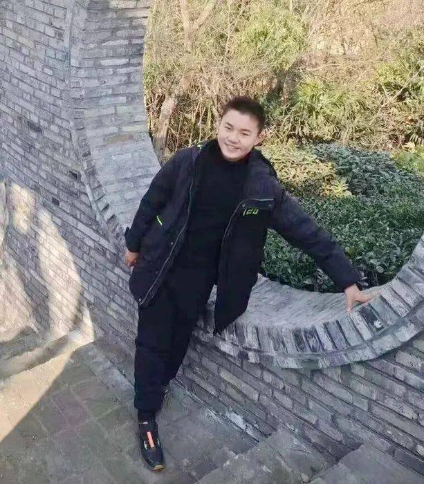 张婉欣:是一个活泼开朗,尊