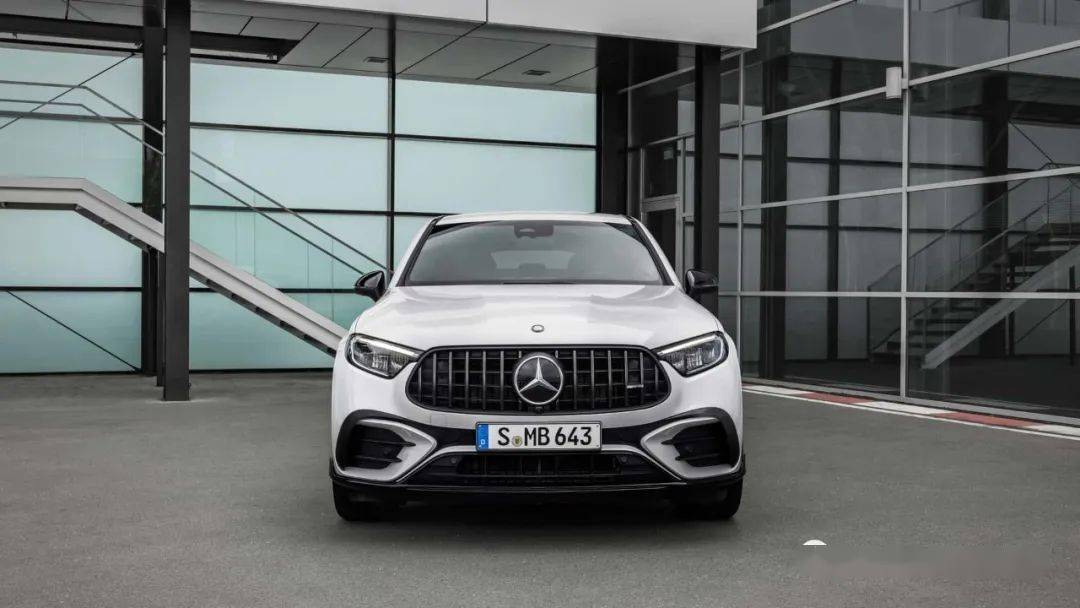 全新奔驰amg glc 43/63s e performance coupe版发布,旗舰换新2