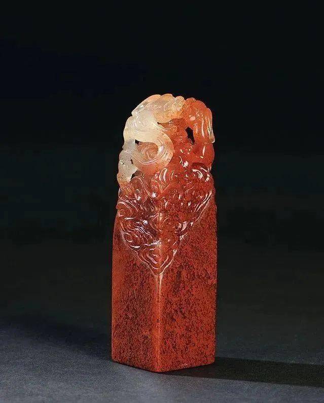 寿山石(紅花凍芙蓉石) 彫刻　済公活仏　置物 寿山石(紅花凍芙蓉石) 彫刻 済公活仏 置物