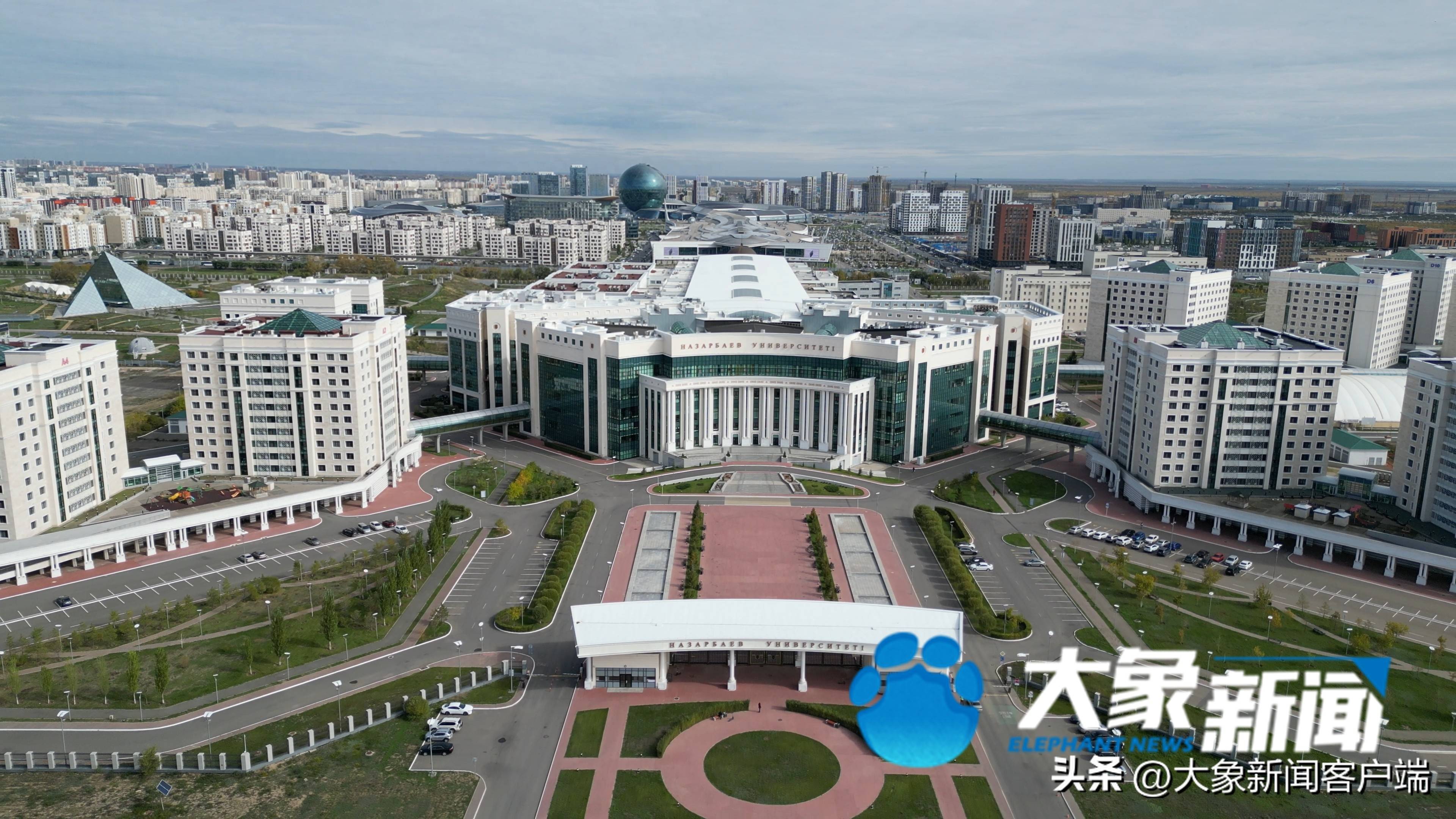 纳扎尔巴耶夫大学哈萨克斯坦总统府宝儿江说,在哈萨克斯坦的这五天,他