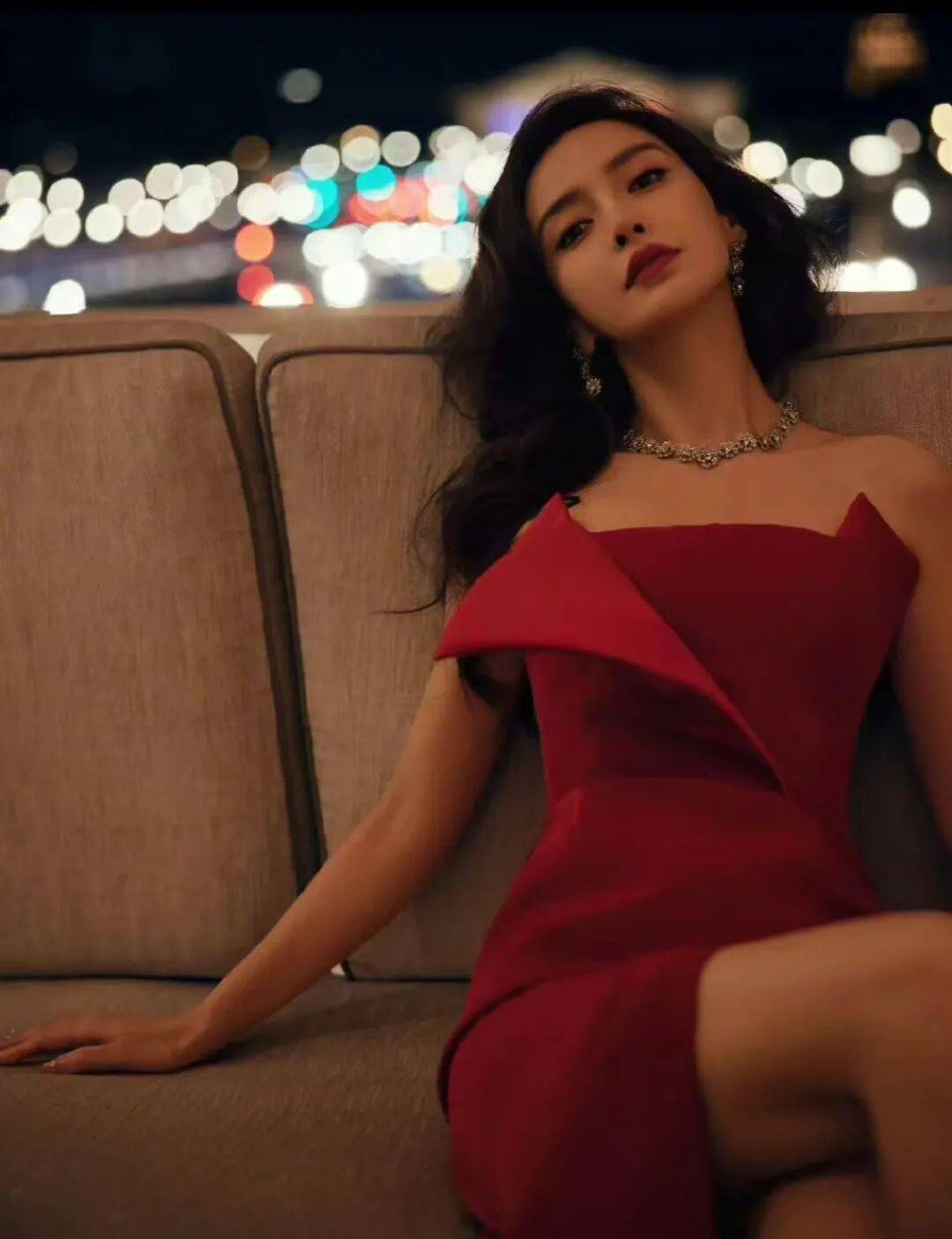 杨颖恐被封.s?罗志祥上央视了?张小斐飞升大青衣?_网友_内地_因为