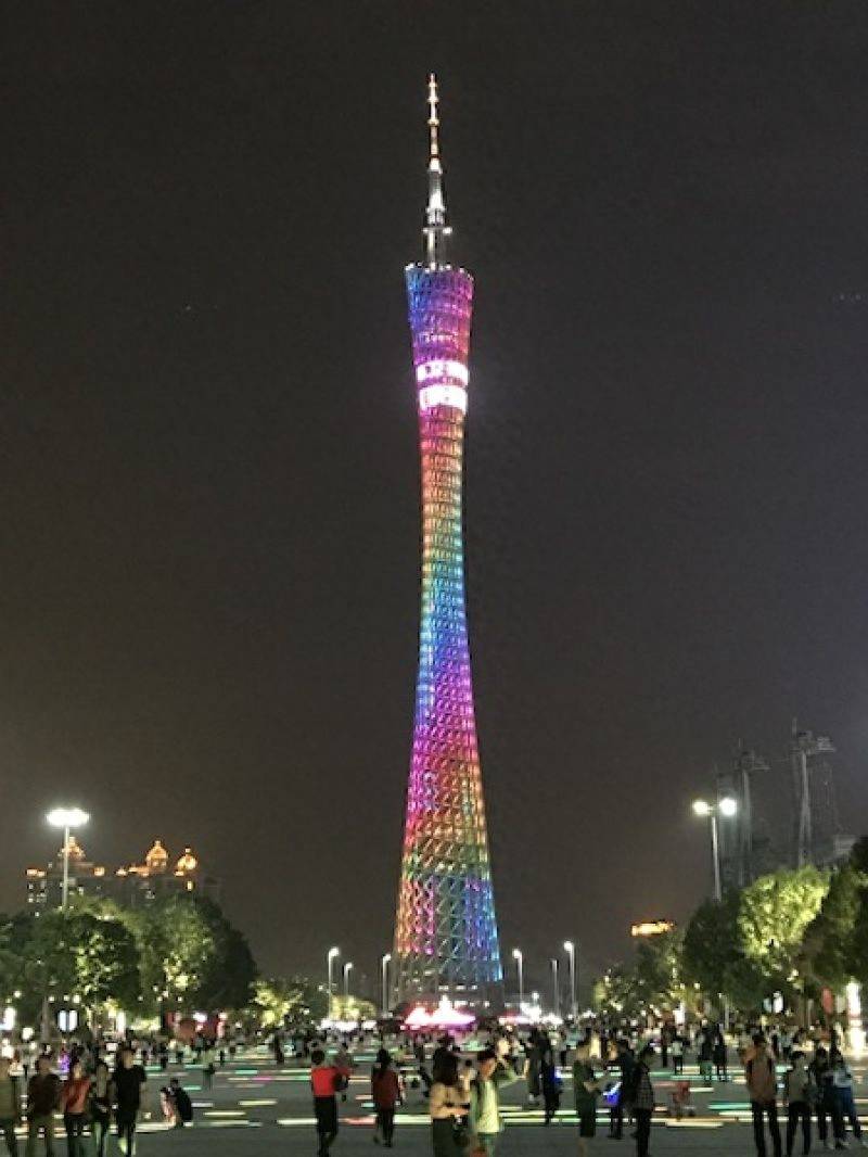 白天宅晚上逛!假期持续高温带火广州“夜经济”|双节消费调研行_夜间_活动_游客