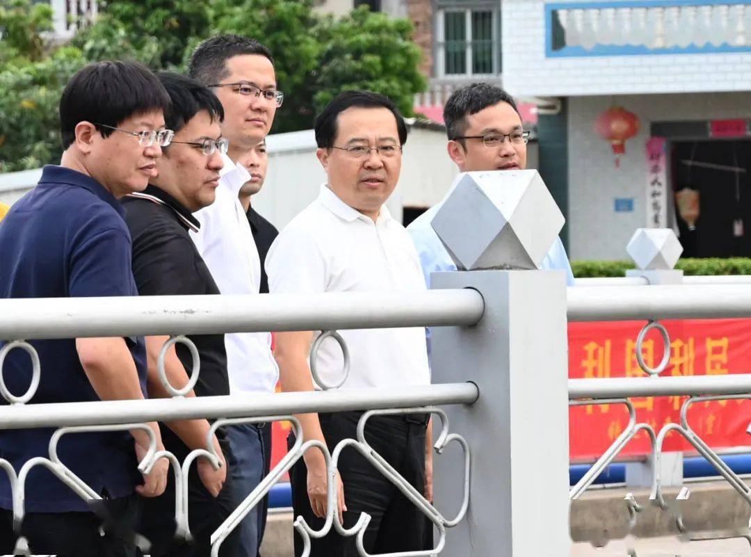 城厢区领导带队开展生态环境问题整治调研及"河长日"