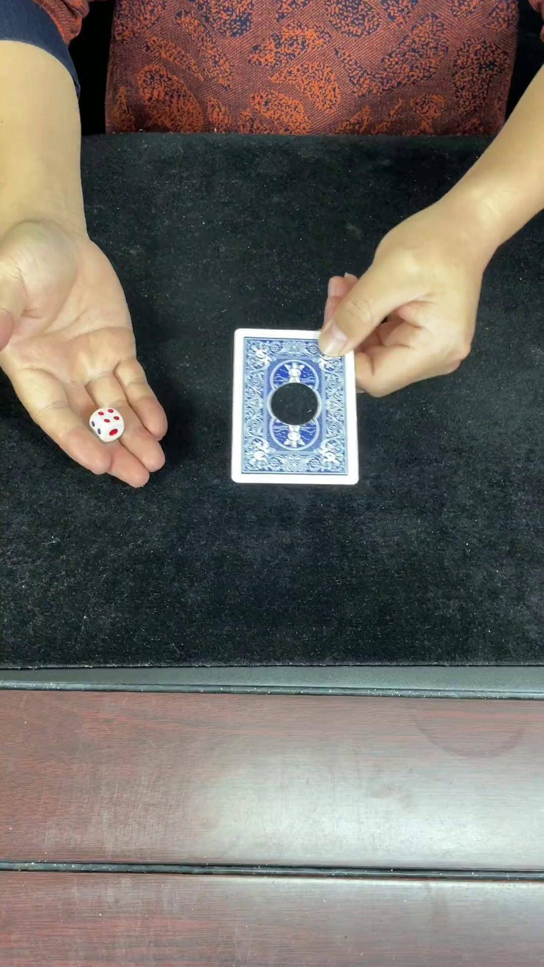 扑克牌魔术教学 魔术揭秘