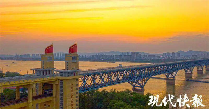快报调研|万里与万米,南京此处"最长江"_下关_中国_静海寺