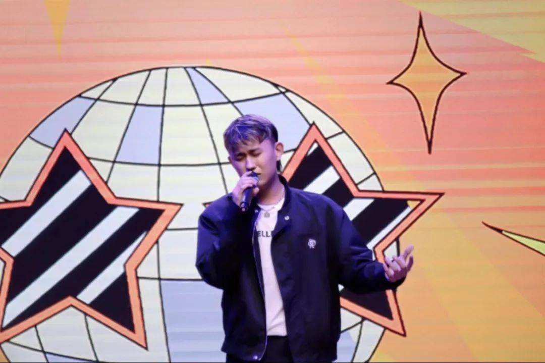 叶尔森《如果你爱我》王菁《盛夏光年》李洪宇《无人知晓》钱纯苇《伪