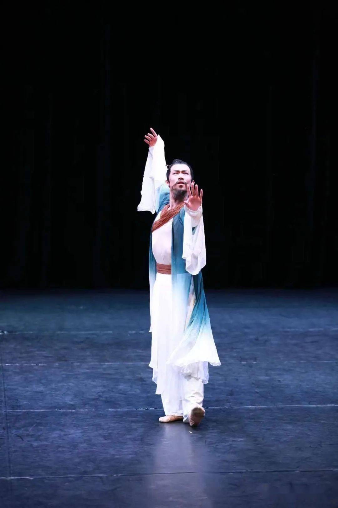 一组精美的古典舞剧照发送_中国_传统_殷硕