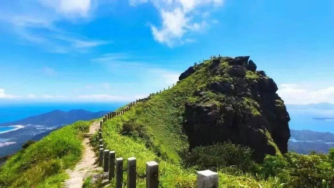 大鹏半岛国家地质公园是深圳市唯一一家国家级地质公园,以七娘山为