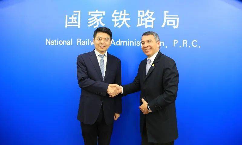 费东斌局长会见哥伦比亚共和国交通部长一行_发展_国家铁路局_合作