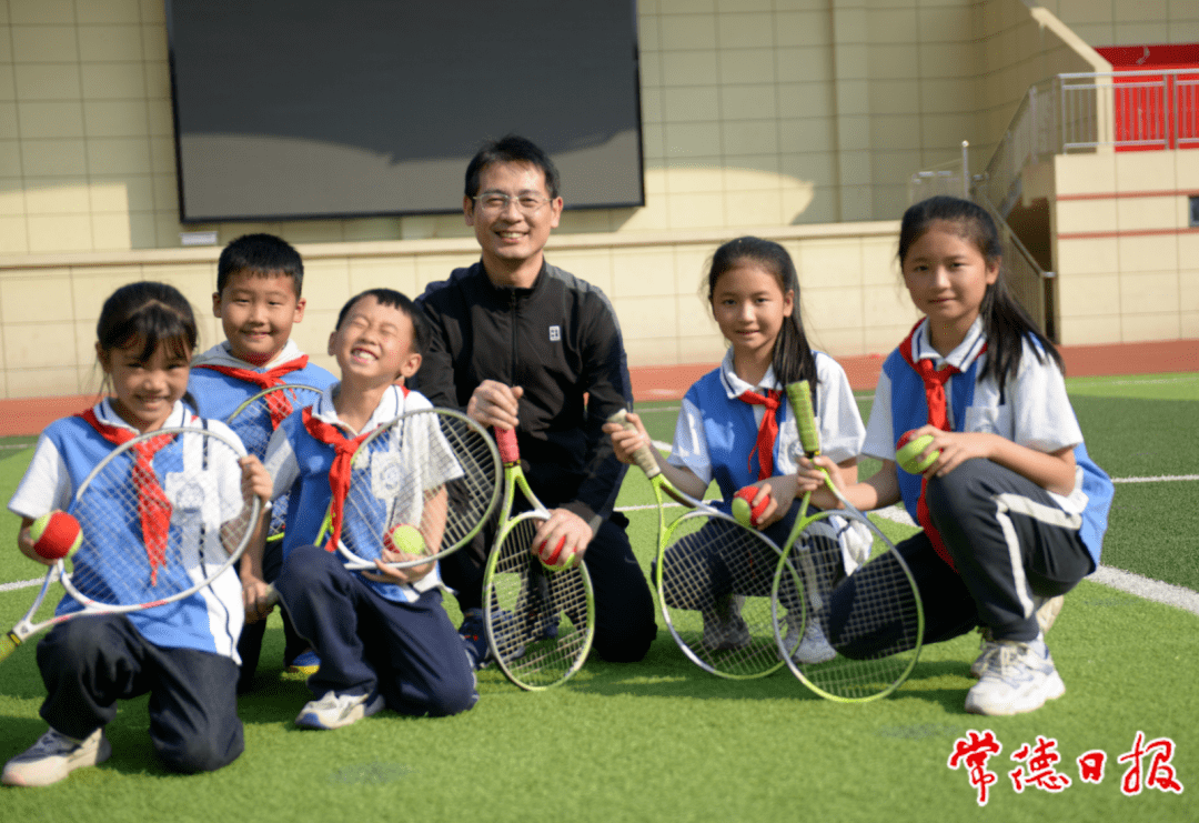 【礼赞吾师】集大成 育新人——记常德市优秀校长刘成_武陵区_教育