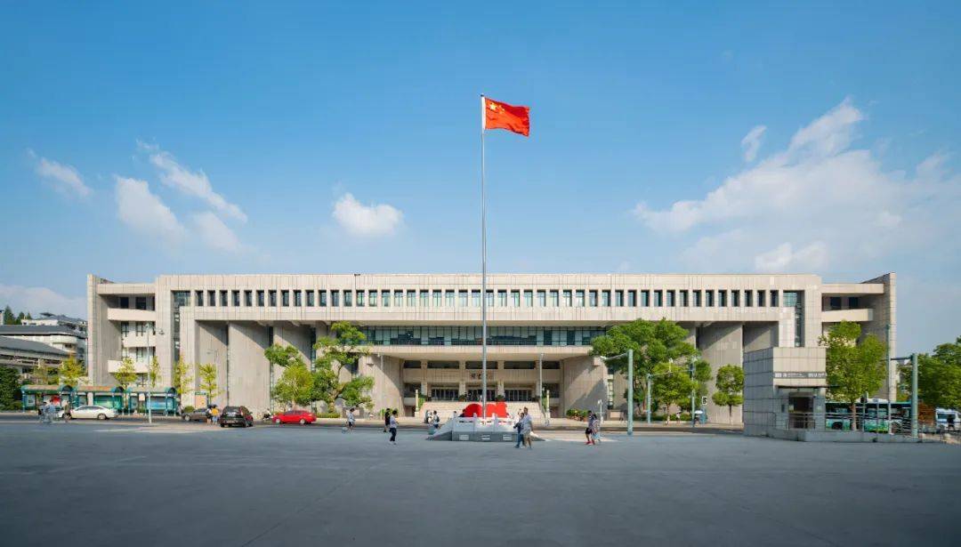 一路木兰花开,这所大学"最湖南"_木兰路_人才_学子
