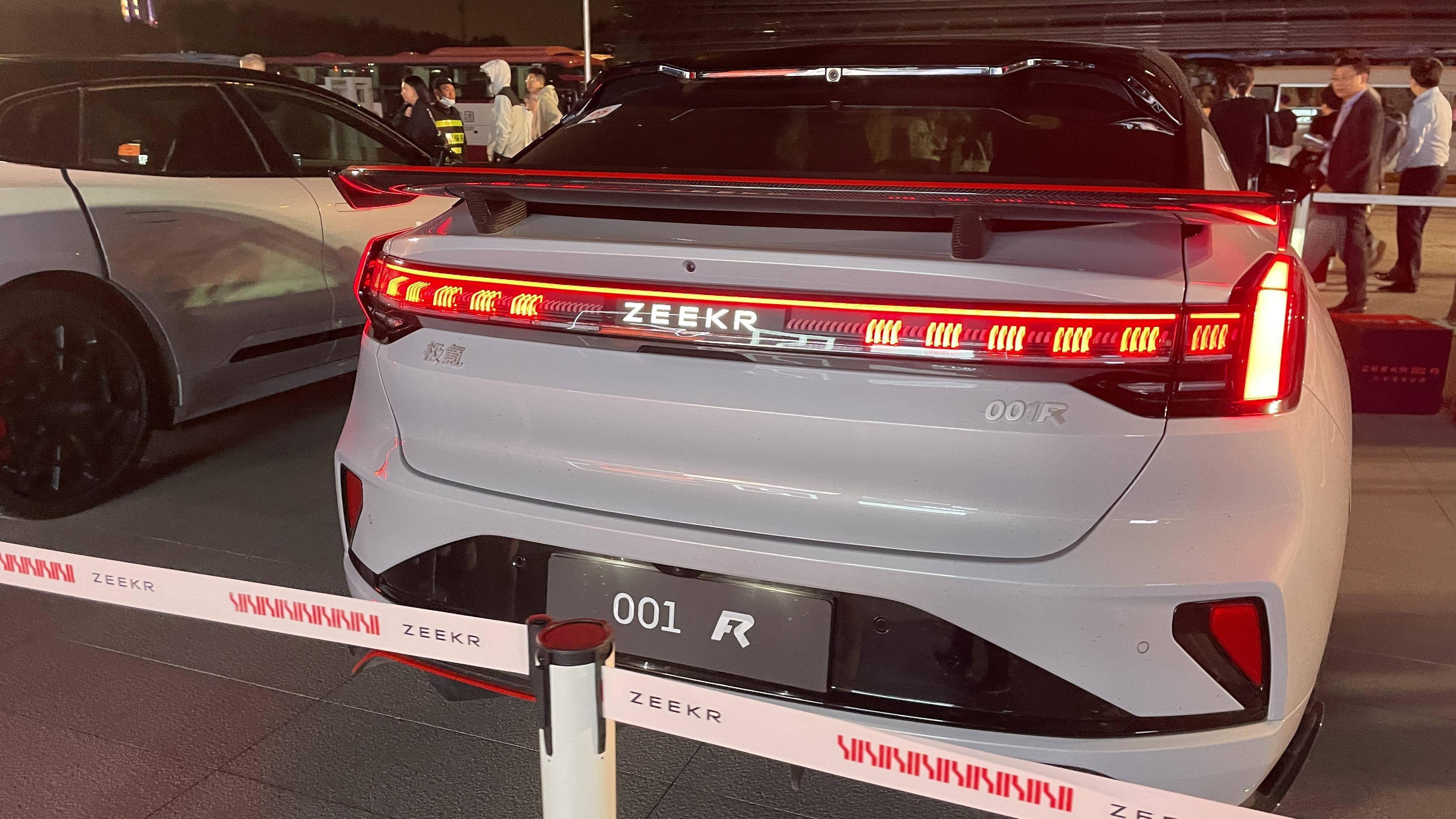售价76.9万元!极氪ZEEKR 001 FR上市,