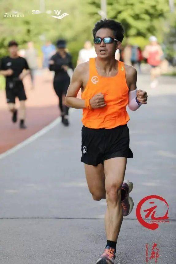 为了使大家在比赛中创造出更好的成绩,元大都马拉松冠军俱乐部还根据