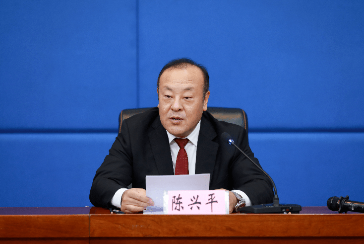 "70后"陈兴平担任齐齐哈尔市市长_黑龙江_大庆市_会议