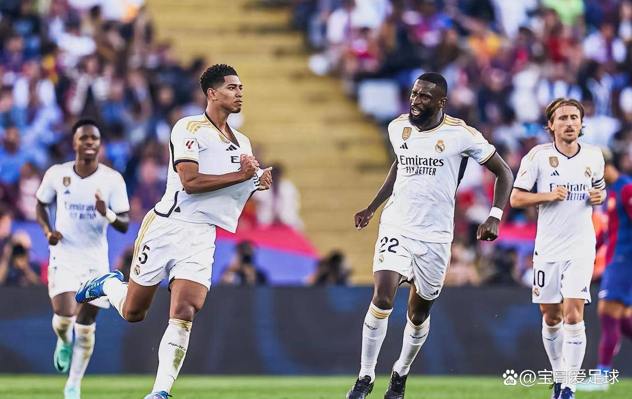 京多安进球,贝林厄姆下半场梅开二度,皇马2:1逆转巴萨登顶西甲_凯帕