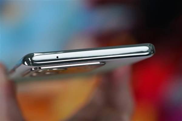 vivo史上最轻薄5000mAh手机！vivo Y100图赏(图15)