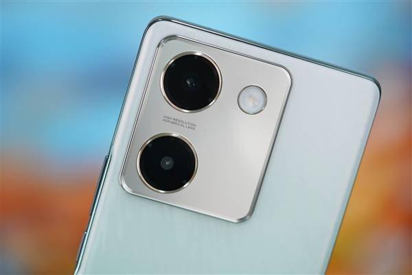 vivo史上最轻薄5000mAh手机！vivo Y100图赏(图14)
