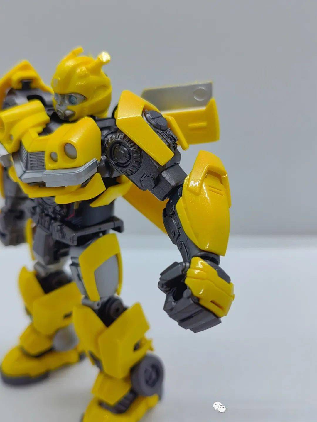 【评玩具】子小天:蟹子测评《布鲁可 变形金刚超越版大黄蜂,围观小