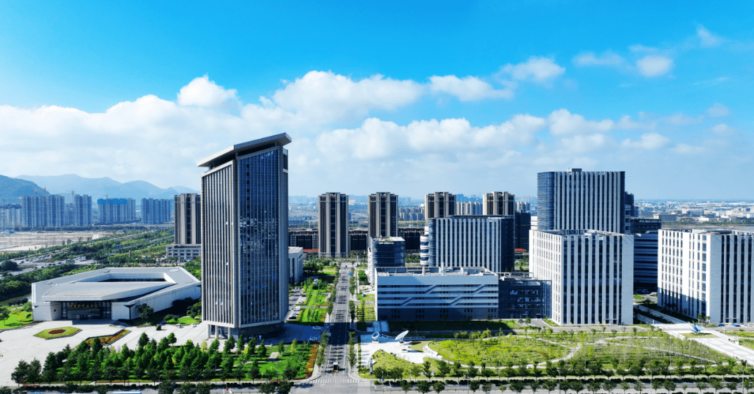 【奋进中的开发区】打造创新策源地 建设发展“新中心”_企业_科技_港城