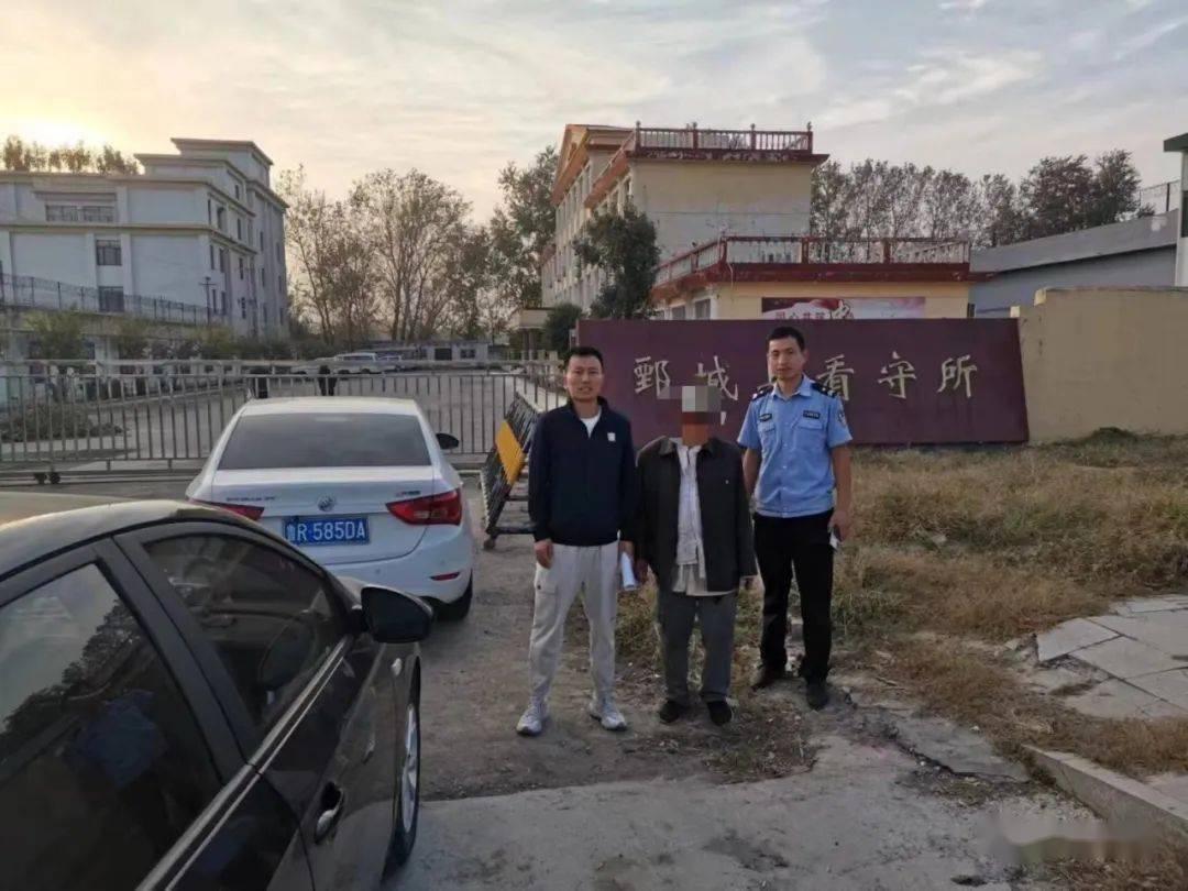 案例二2023年10月25日,鄄城县公安局红船派出所民警赴浙江省义乌市,将