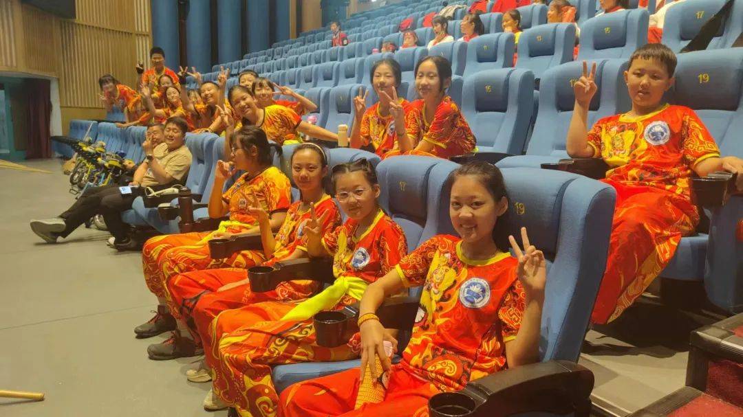 【悦读科丰 体荟非遗】丰台五小科丰分校"小海燕"龙狮队参加丰台区