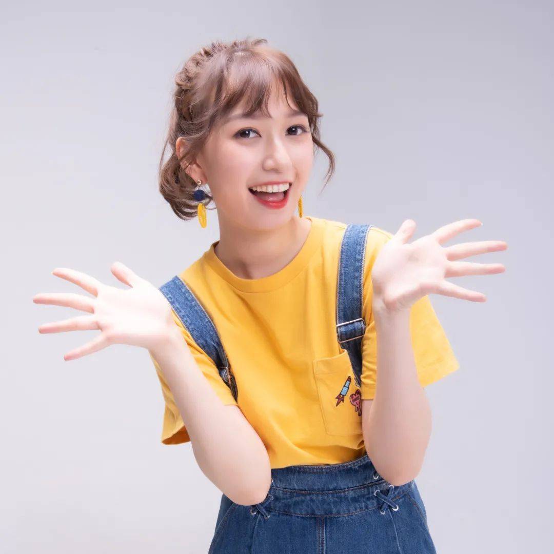王牌小主持十强⑦:七宝外小叶奕涵《我的热爱》_活动_小伙伴_专业