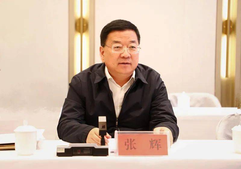 临泽县与甘肃中核弘源企业管理有限公司举行战略合作协议签约仪式